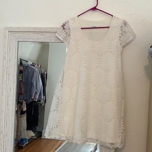 Urban Outfitters • White Daisy Dress • Size S